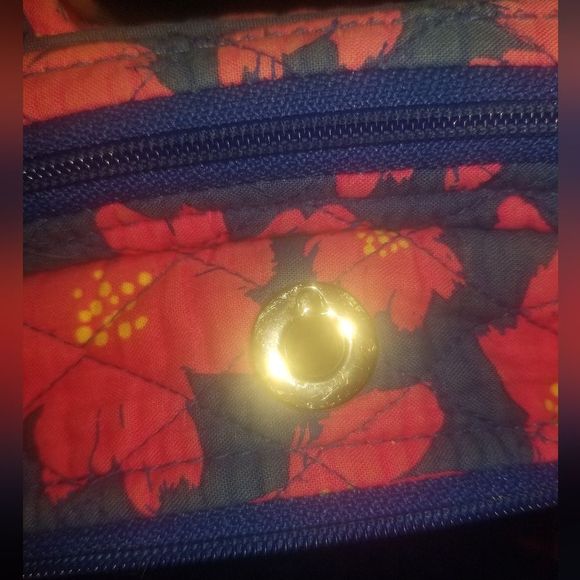 Vera Bradley💜Tropical Flower Design Pink and Purple Backpack - Picture 4 of 10